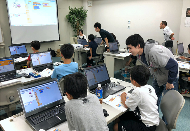 ソフトウェア情報学部