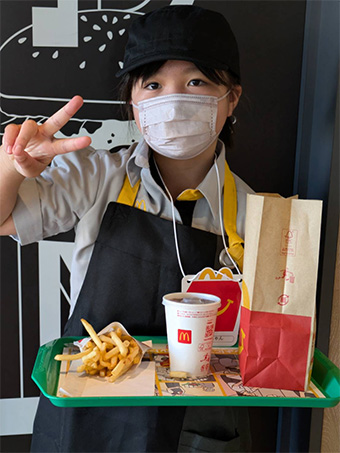 マクドナルドクルーのおしごと (宇和島店)
